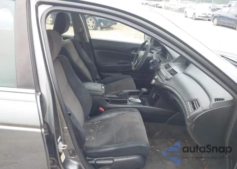 2010 Honda Accord 2.4 Lx-P из США, поврежденный, VIN 1HGCP2F43AA125179